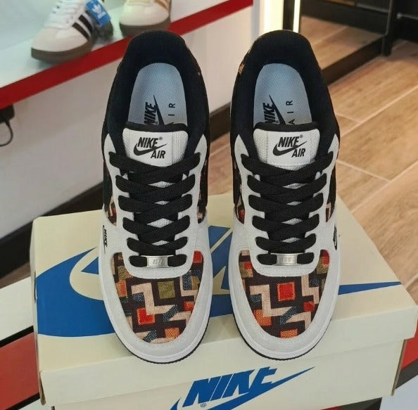 Nike Air Force 1 '07 LX Tenis Urbanos Cuero Sintético