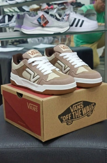 Vans Upland Sneaker Comfortable Casual Shoes for Daily Wear