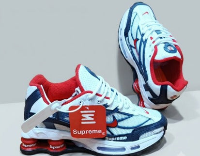 Zapatillas Nike Shox R4 x Supreme Deportivas