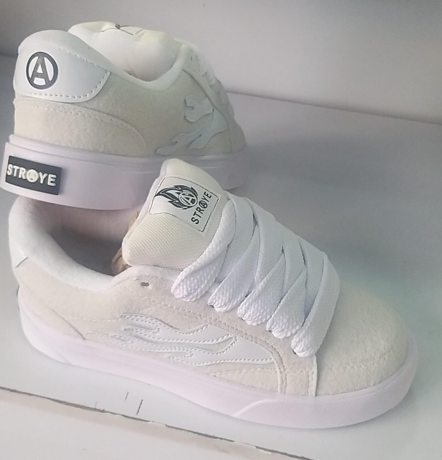 Straye Logan Puff Zapatillas Urbanas Estilo Contemporáneo Varias Tallas