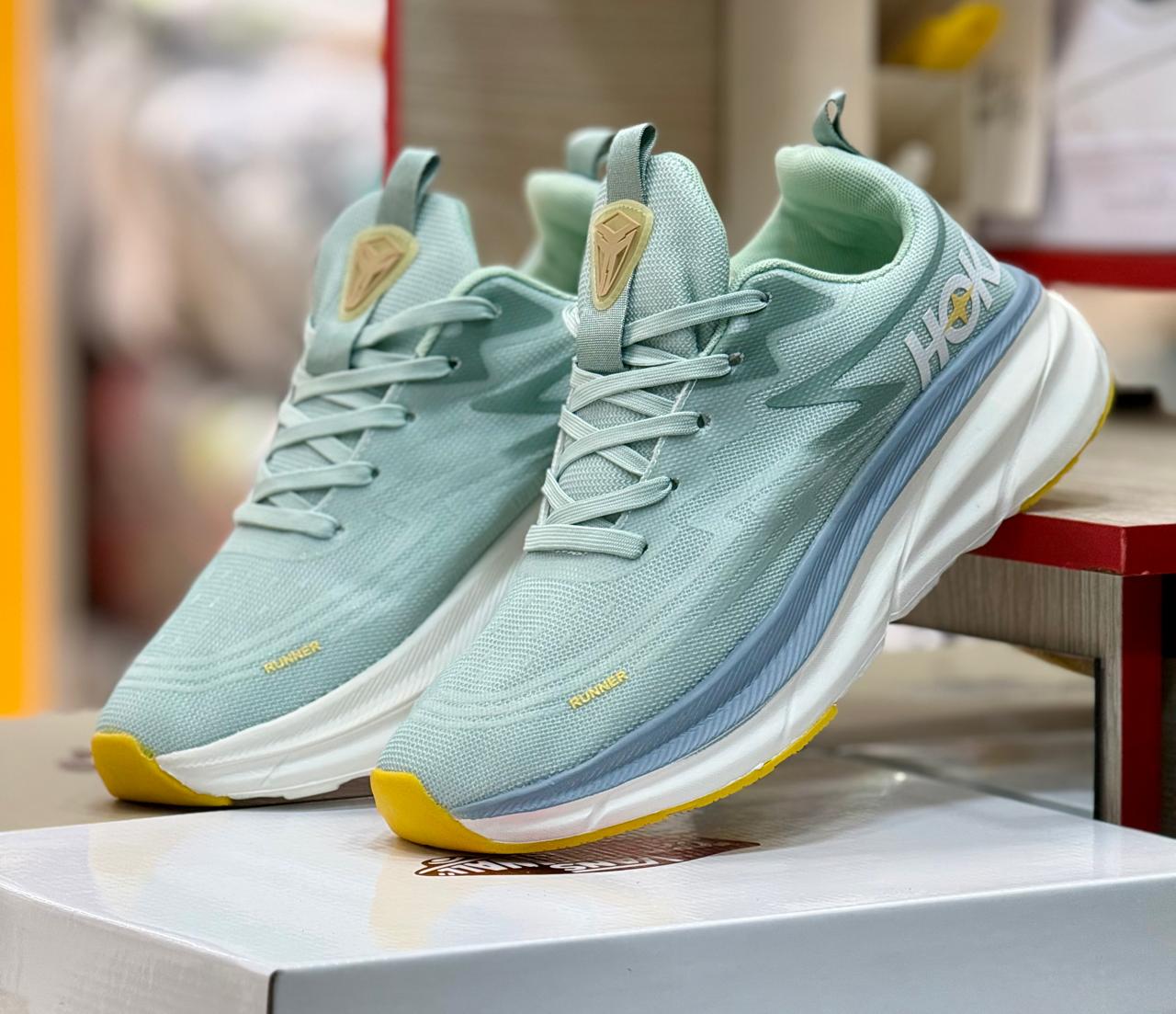 Hoka One Mach 6 Zapatillas Deportivas de Running Ligeras