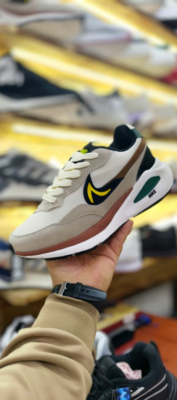 Nike Air Max Guile Sneakers Performance Lifestyle Black
