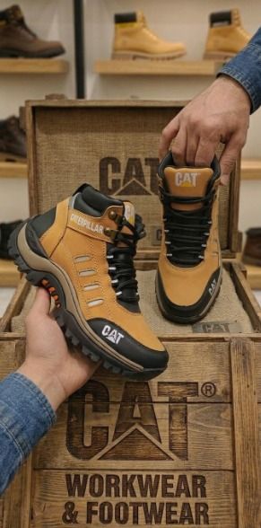 Bota Caterpillar Work de Cuero Sintético para Hombre