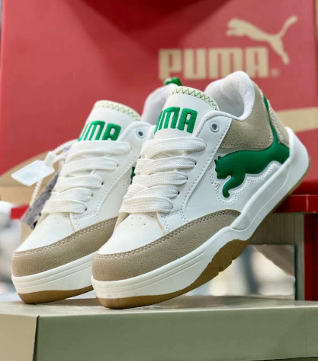 Puma Park Gato Zapatillas Híbridas de Fútbol Sala y Estilo