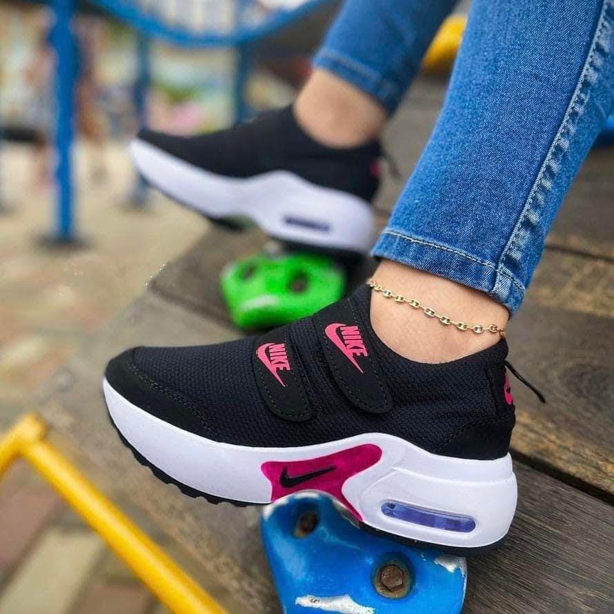 Nike con Cierre para Dama Estilo Deportivo y Casual