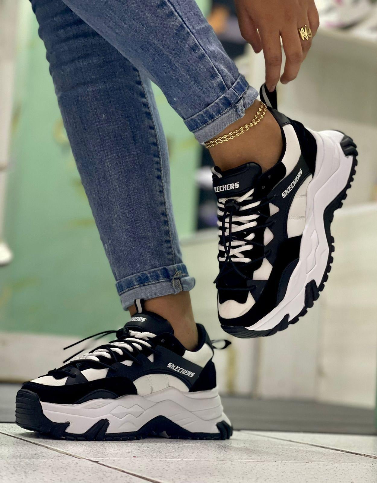 Tenis Skechers Unicolor, Comodidad Ligera para Uso Diario y Casual