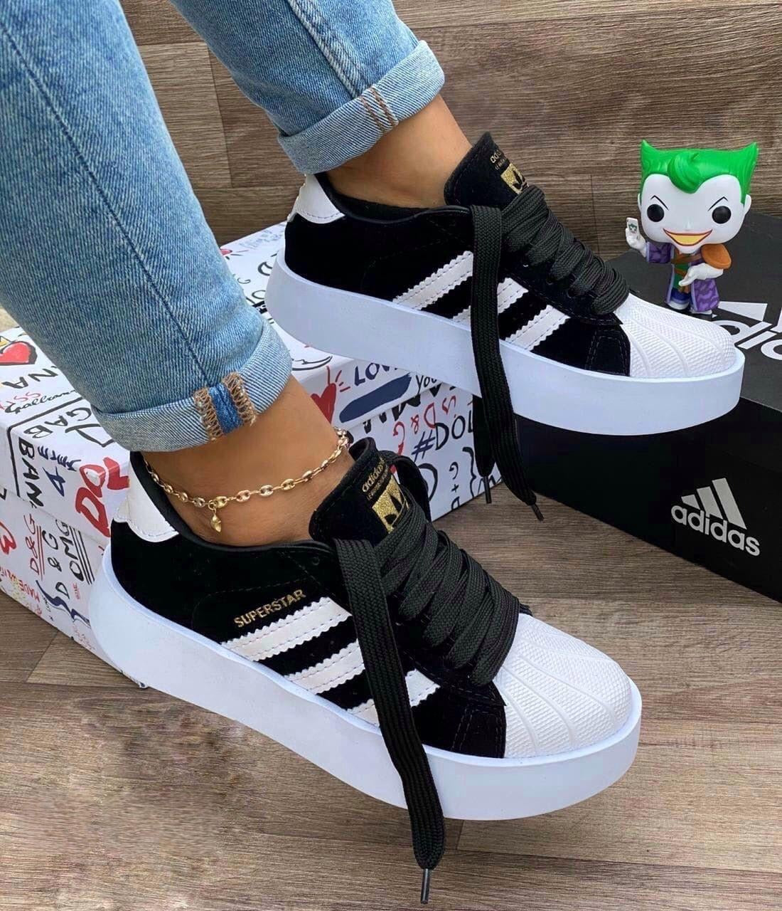 Zapatillas Adidas Superstar Para Dama Estilo Urbano Clásico Blanco